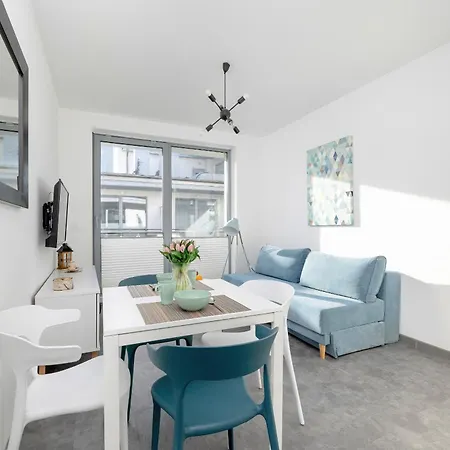 Seaside With Balcony In - Close To By Renters *