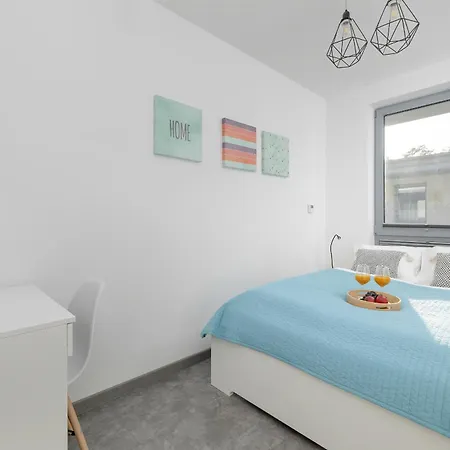 Seaside With Balcony In - Close To By Renters Apartament