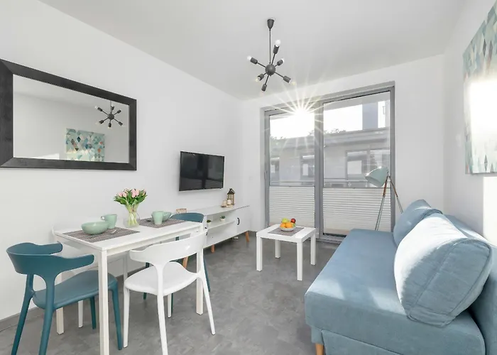 Seaside With Balcony In - Close To By Renters *