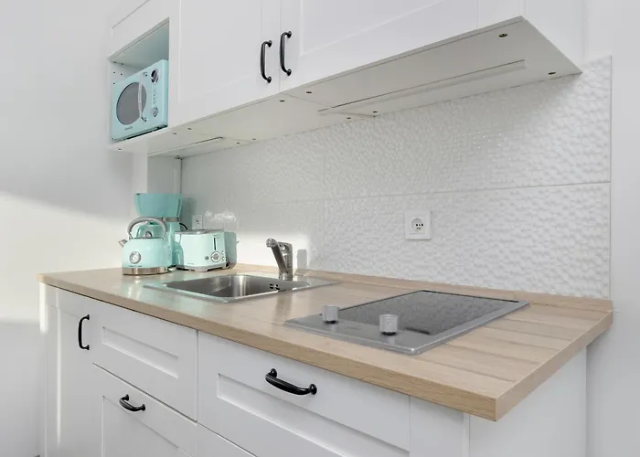 公寓 Seaside With Balcony In - Close To By Renters 波别罗沃